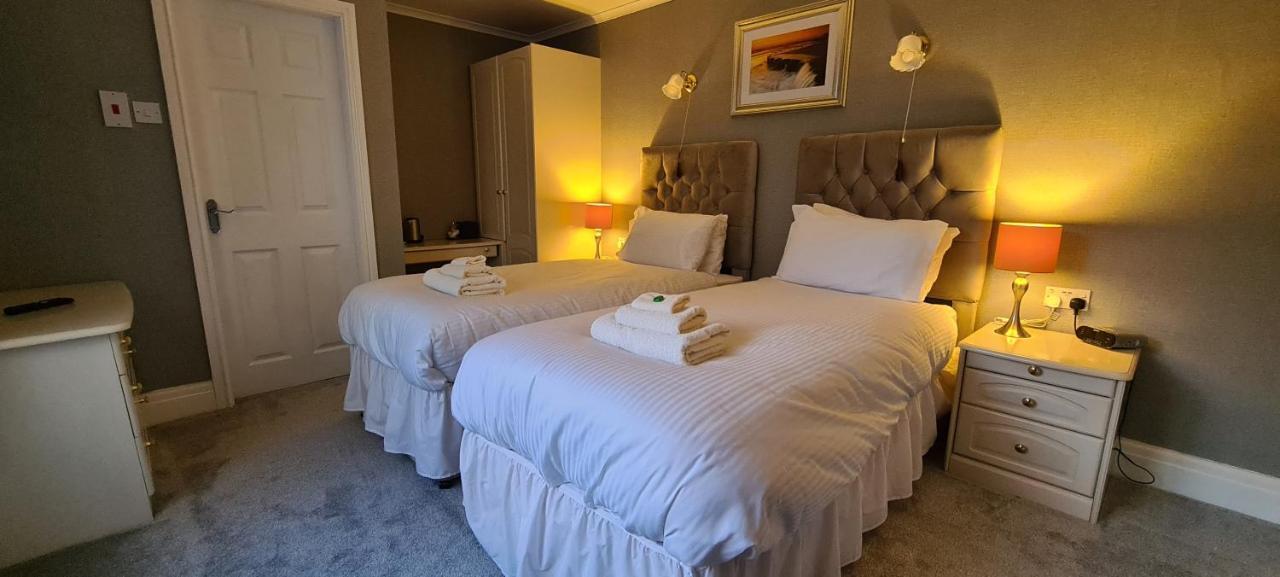 Sunnycroft Private Hotel ランディドノー エクステリア 写真